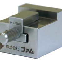 小型精密バイス